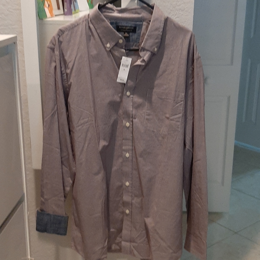 NWT Men Shirt